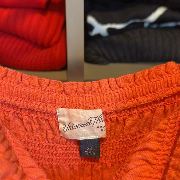 Universal Thread coral adjustable strap 2 pocket smocked cropped jumpsuit XS - Picture 2 of 3